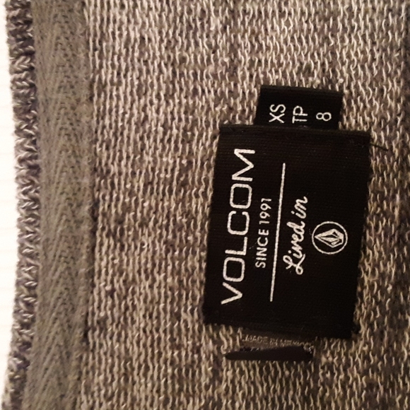 Volcom wrap shirt - Picture 2 of 6